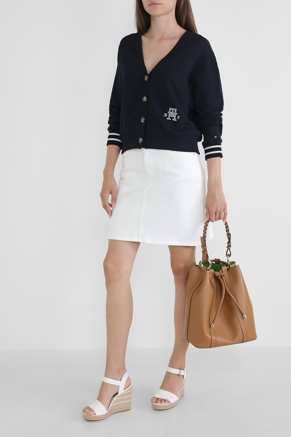 קרדיגן עם כפתורים